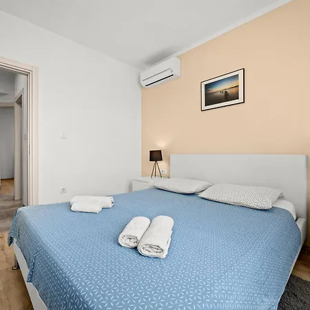 House Gortan For 7 People Near Pula With Children Playground And Heated Pool * Marčana